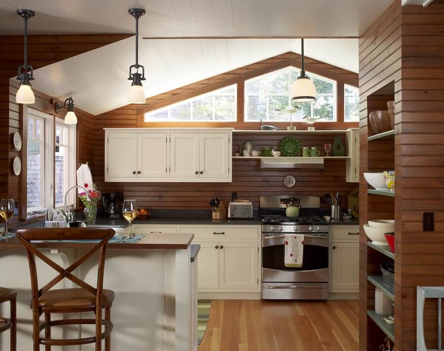 Фото: Кухня гостиная дизайн (фото) вагонка