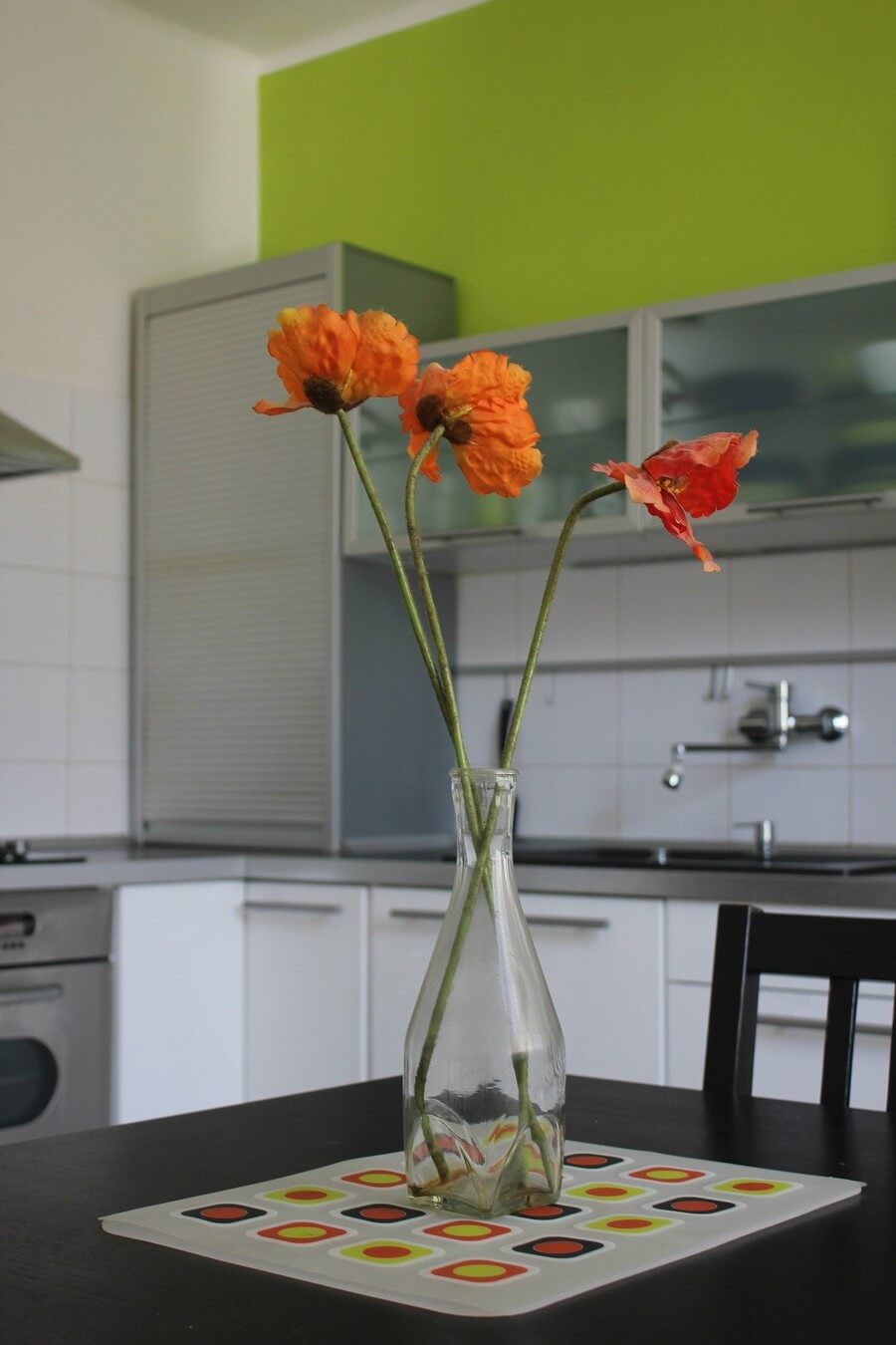 Фото: Дизайн кухни салатного цвета